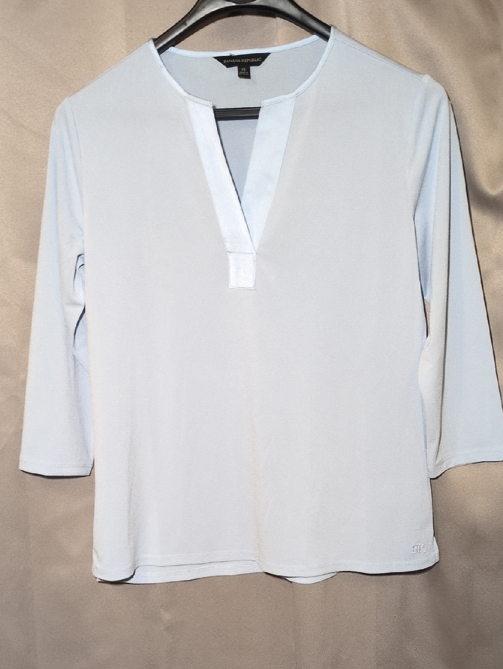 NWOT Banana Republic Pale Blue Split-Neck Long Sleeve Top